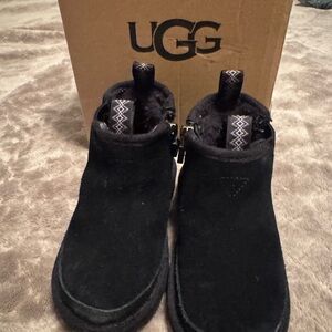 UGG Classic Black Ankle Boots kids
